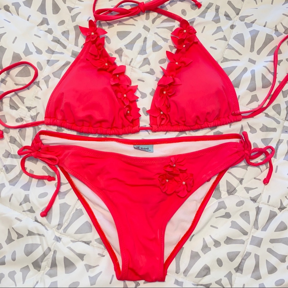 3D floral pearl bikini
